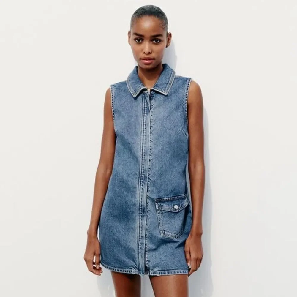 ZARA TRF FITTED DENIM DRESS - Picture 11 of 11